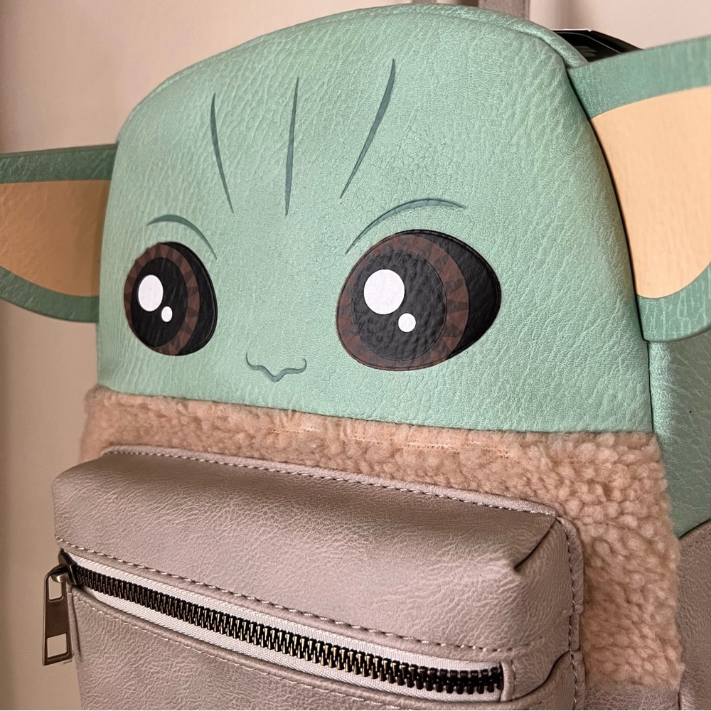 Grogu Mini Backpack - Picture 4 of 8